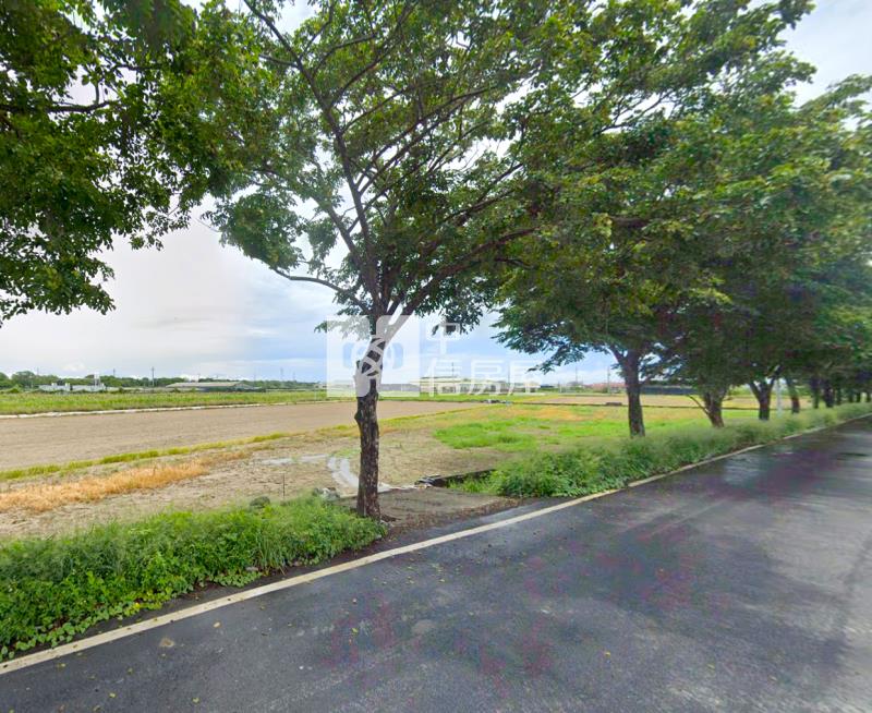 新市有一塊農地很正很便宜房屋室內格局與周邊環境