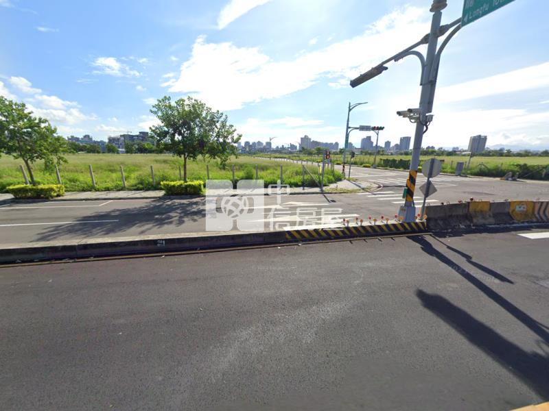 單元四益豐路大面寬角地房屋室內格局與周邊環境