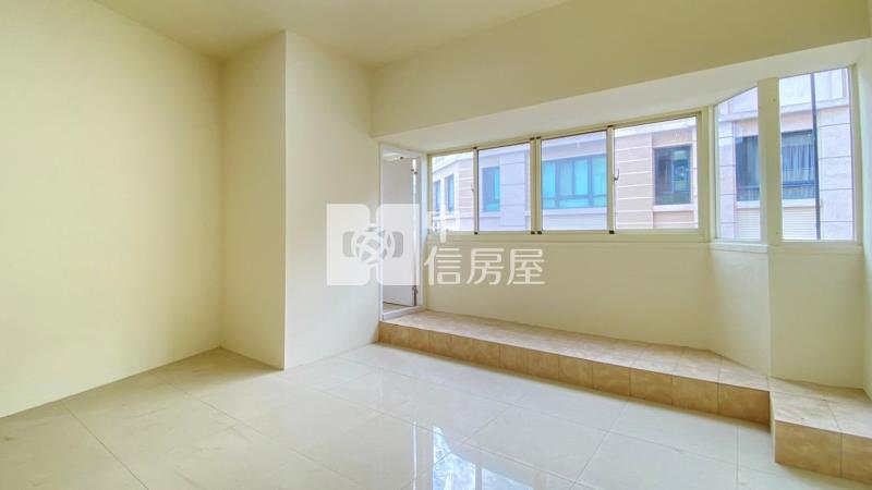 大里軟體園區大四房二樓美寓房屋室內格局與周邊環境