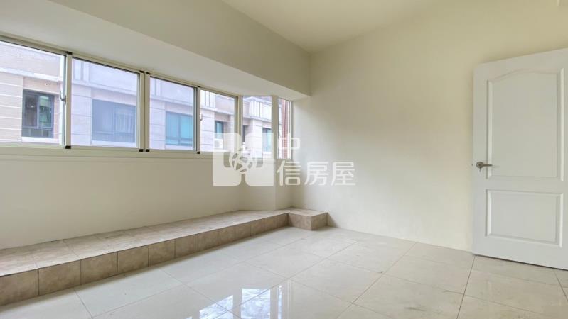 大里軟體園區大四房二樓美寓房屋室內格局與周邊環境