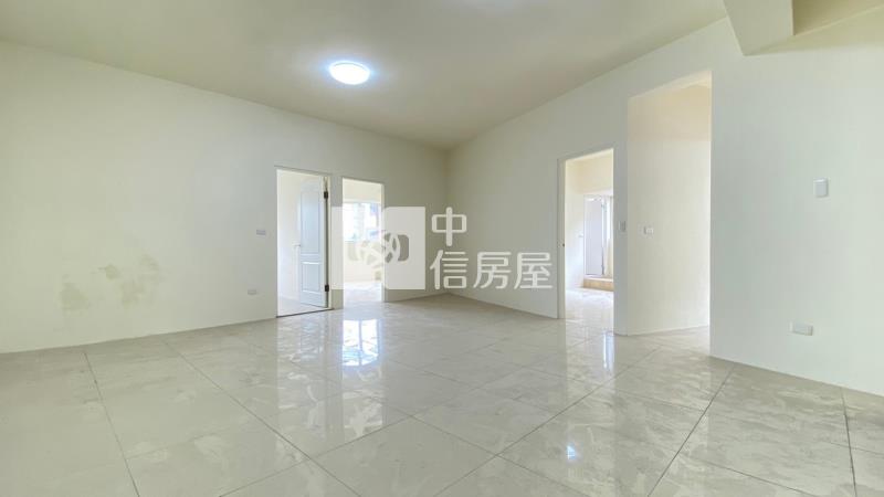 大里軟體園區大四房二樓美寓房屋室內格局與周邊環境