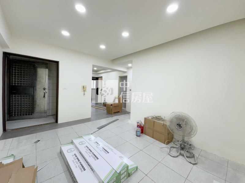 邦國世紀整新三房車房屋室內格局與周邊環境