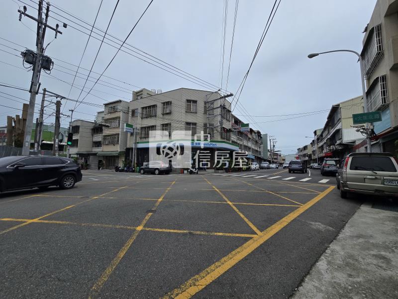 潭子東寶住辦倉儲鋼構透天(專任)房屋室內格局與周邊環境