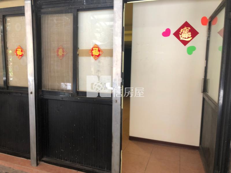●自來街漂亮店面房屋室內格局與周邊環境
