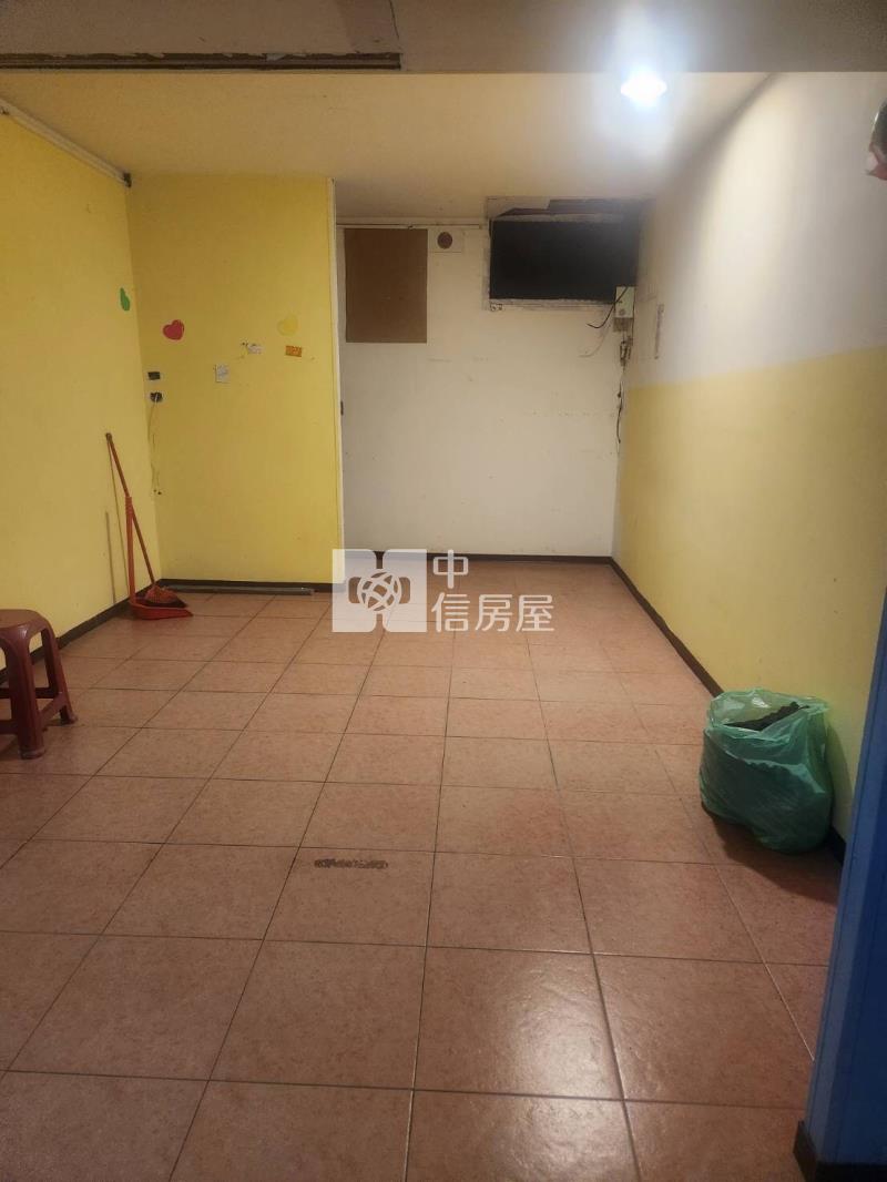 ●自來街漂亮店面房屋室內格局與周邊環境