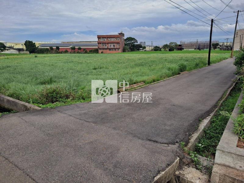 山上段大面寬角地房屋室內格局與周邊環境
