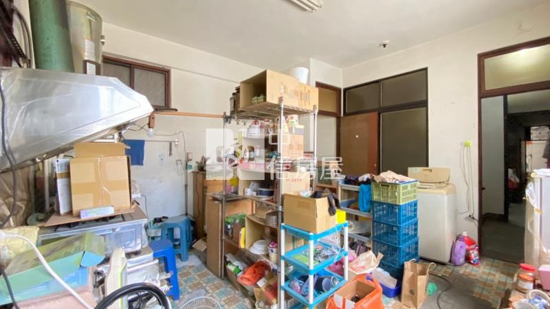 東區樂成宮角間賺錢透店房屋室內格局與周邊環境