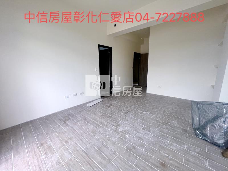 鹿港巨匠電梯金店面房屋室內格局與周邊環境