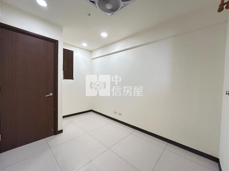 遠雄龍岡1｜高樓層美三房車房屋室內格局與周邊環境