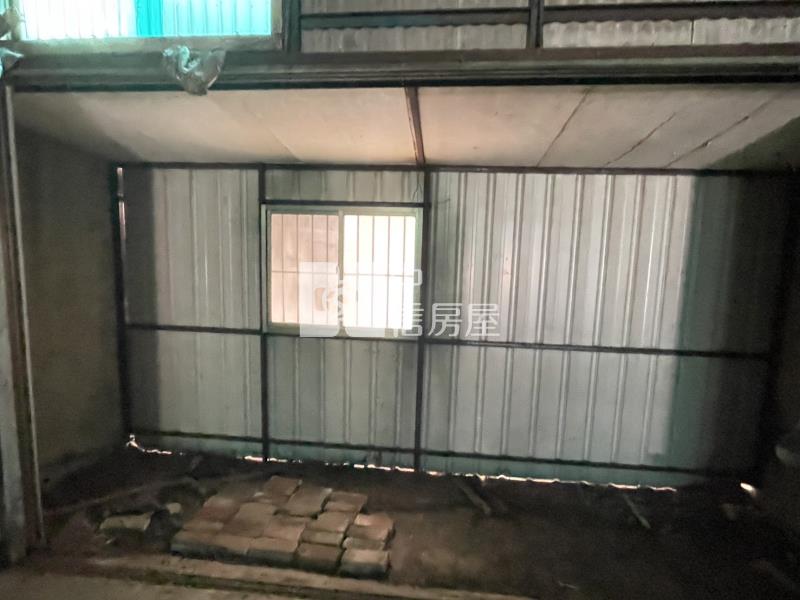金華路買地送鐵皮屋房屋室內格局與周邊環境