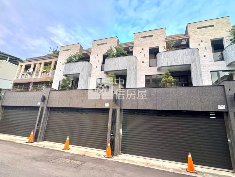 長億公園大地坪全新電梯別墅房屋室內格局與周邊環境