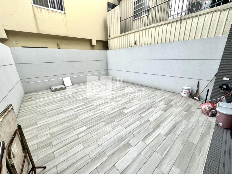 長億公園大地坪全新電梯別墅房屋室內格局與周邊環境