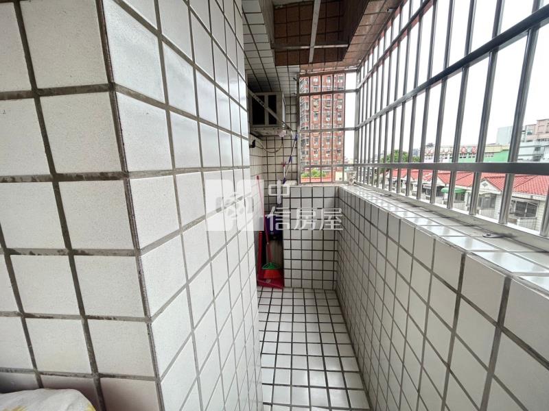 楊明國小稀有美三房房屋室內格局與周邊環境