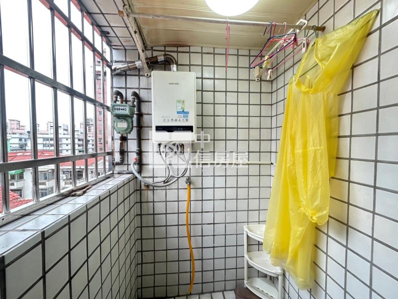 楊明國小稀有美三房房屋室內格局與周邊環境