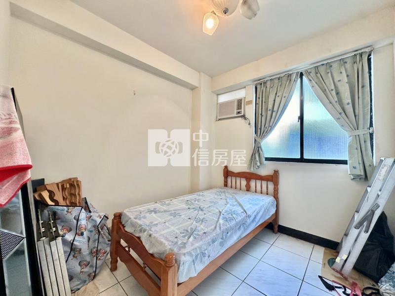 近體育園區.龍岡國小美兩房房屋室內格局與周邊環境