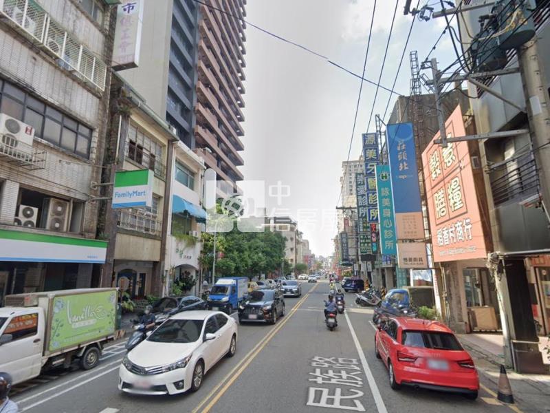 桃園站前南門市場多空間金店面房屋室內格局與周邊環境