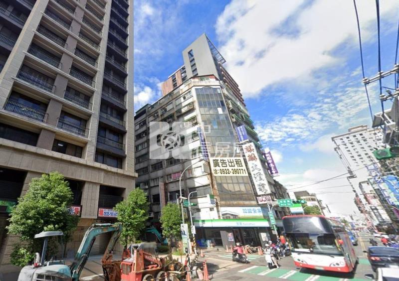 桃園站前南門市場多空間金店面房屋室內格局與周邊環境