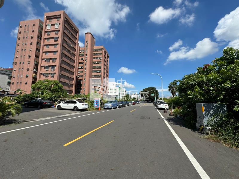 玉山路旁建地房屋室內格局與周邊環境