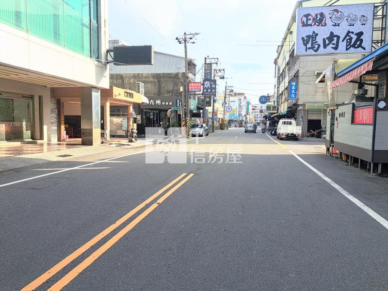 歸仁近圓環2+1房平車美寓房屋室內格局與周邊環境