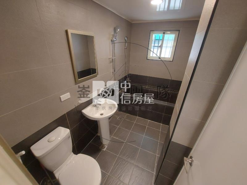 平鎮邊間臨路透天房屋室內格局與周邊環境