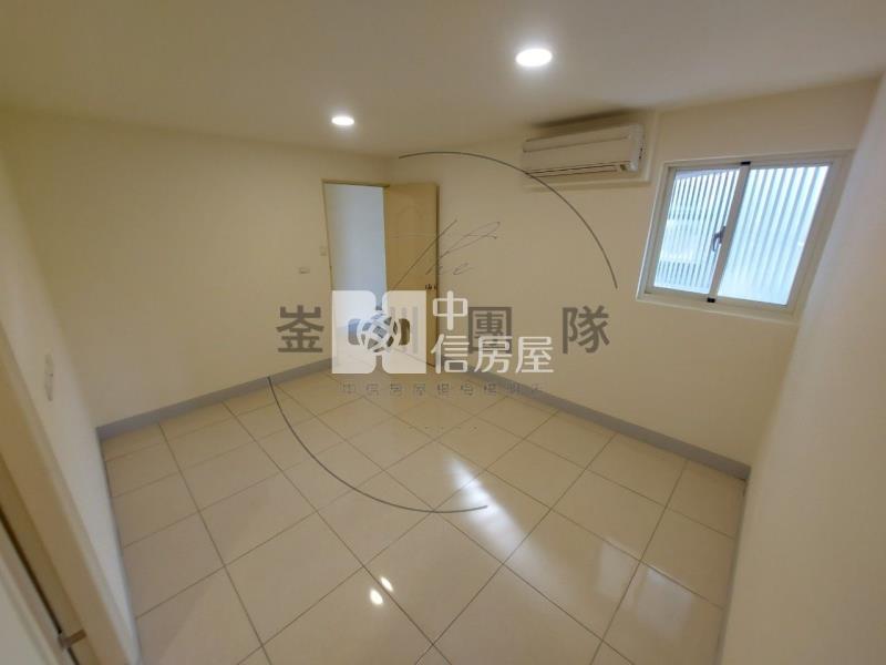 平鎮邊間臨路透天房屋室內格局與周邊環境