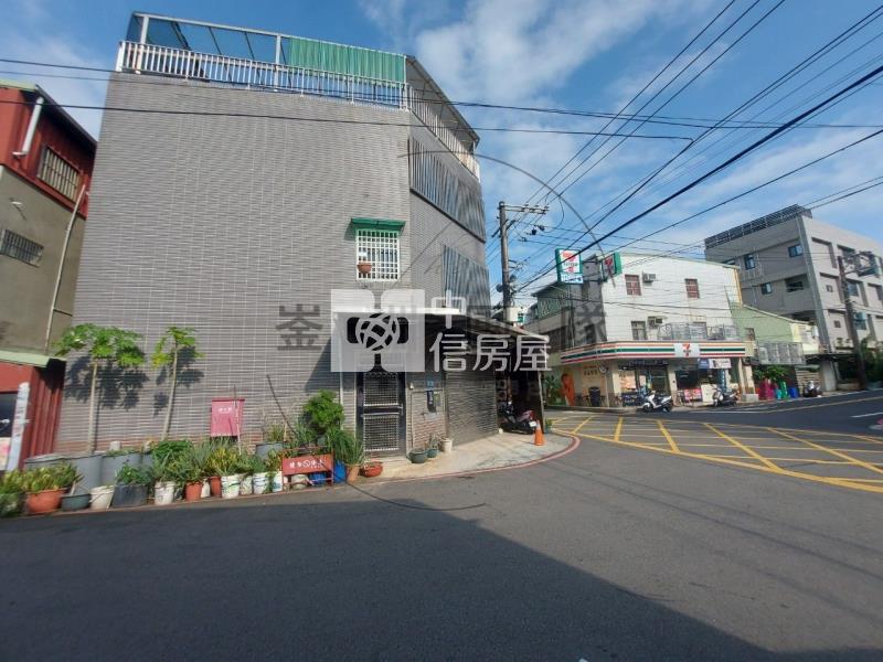 平鎮邊間臨路透天房屋室內格局與周邊環境