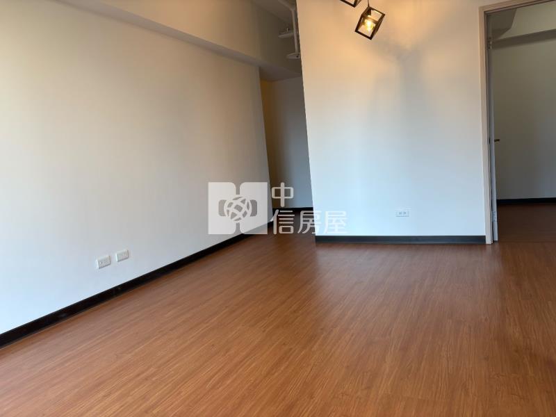 新東區上東城樣品3房輕屋齡大樓房屋室內格局與周邊環境