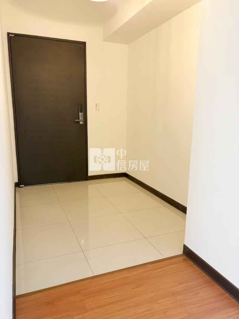 新東區上東城樣品3房輕屋齡大樓房屋室內格局與周邊環境