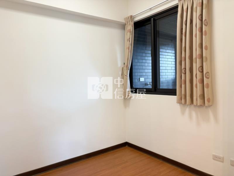 新東區上東城樣品3房輕屋齡大樓房屋室內格局與周邊環境