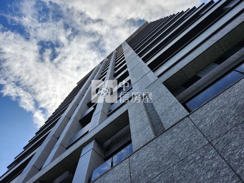 新橫濱2夢悅城大露台二房平車房屋室內格局與周邊環境