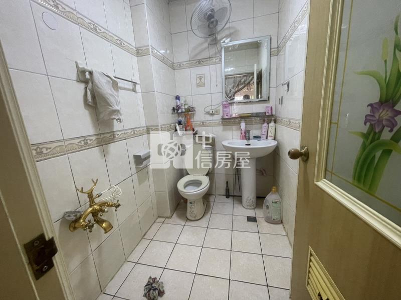 2980健行科大美別墅房屋室內格局與周邊環境