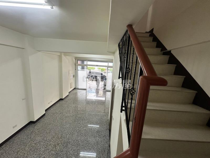 屏東麟洛國3新店鋪住宅（1）房屋室內格局與周邊環境