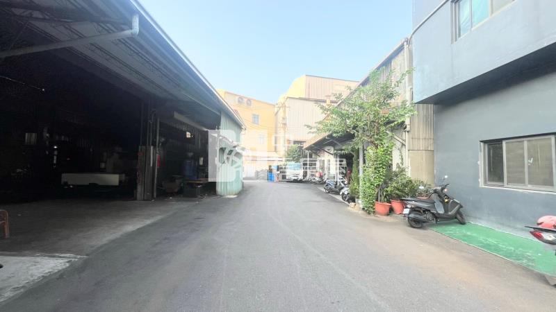 太平大面寬合法三照廠房房屋室內格局與周邊環境