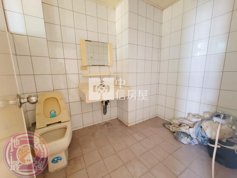 龍科低總價免整理透天房屋室內格局與周邊環境