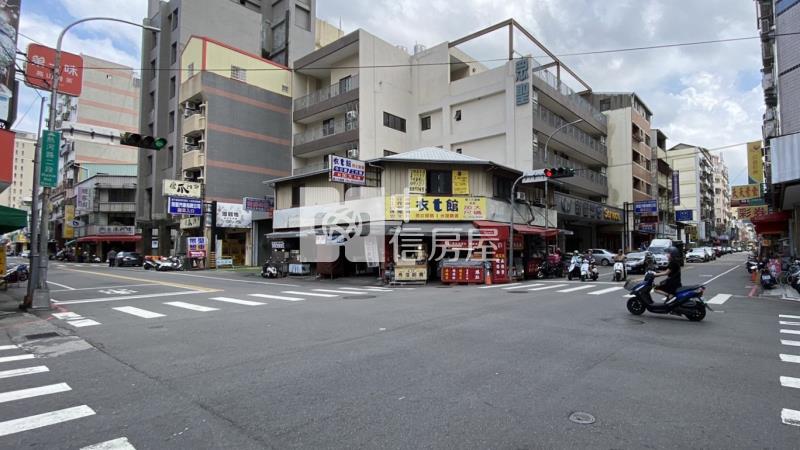 商四大面寬店面房屋室內格局與周邊環境
