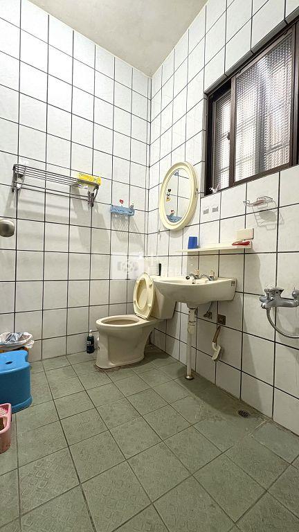林森國小大透天(中信卓越團隊)房屋室內格局與周邊環境
