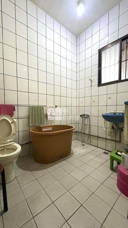 林森國小大透天(中信卓越團隊)房屋室內格局與周邊環境
