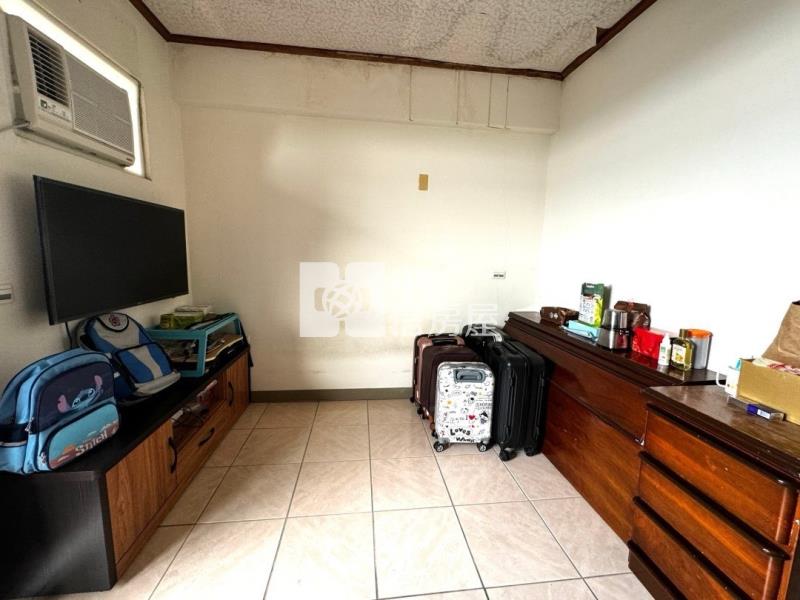 博愛國小華廈房屋室內格局與周邊環境