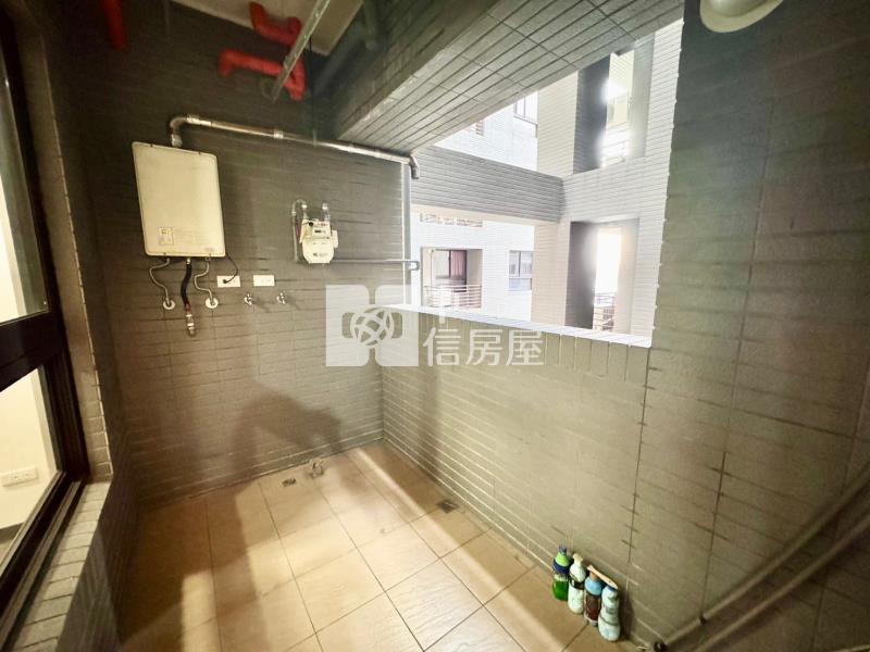 四季水悅精裝河岸視野四房雙平車房屋室內格局與周邊環境