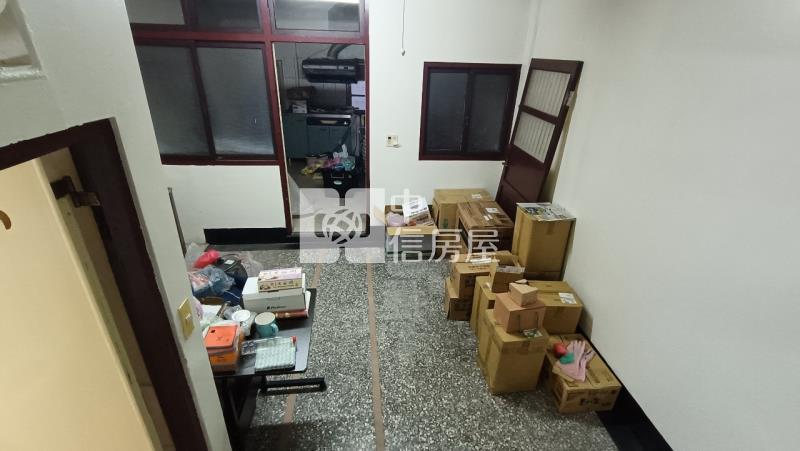 專簽員林中正路旁透天房屋室內格局與周邊環境