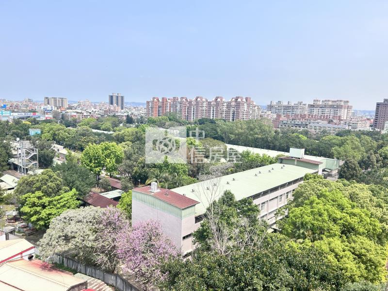 內壢自立國宅景觀三房車位房屋室內格局與周邊環境
