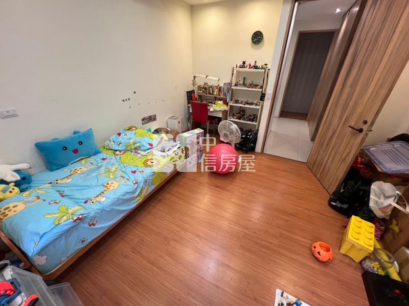 工學&美村商圈稀有大坪數四房打通戶+平車房屋室內格局與周邊環境