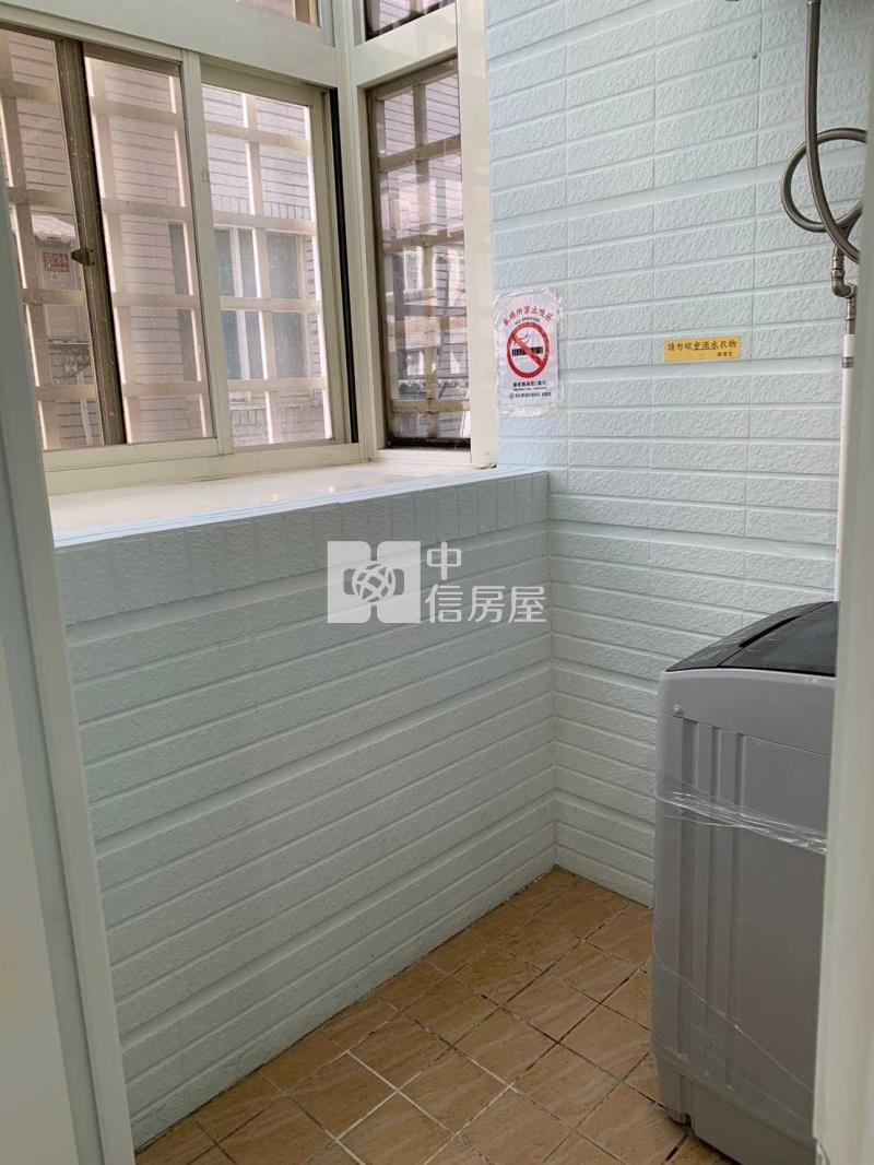高鐵收租電梯金店面加套房房屋室內格局與周邊環境