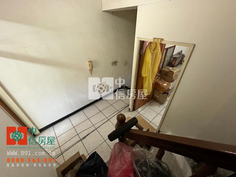 皇品酒店旁邊店面住家房屋室內格局與周邊環境