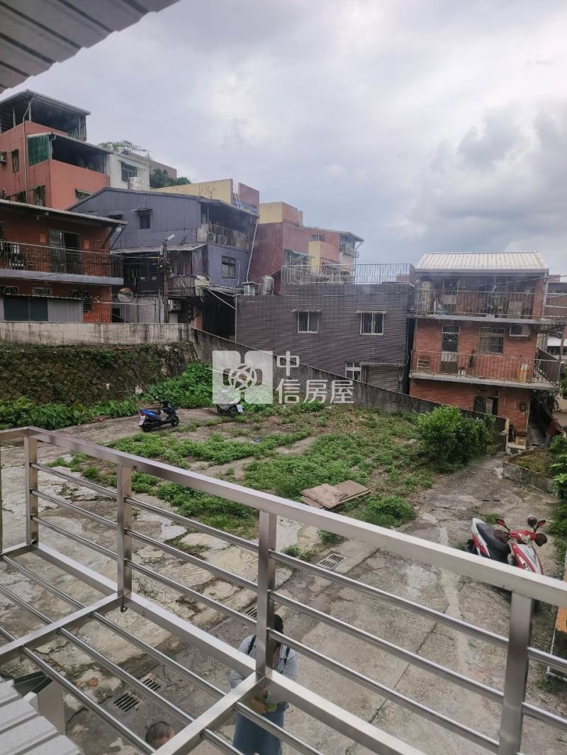 ▲仁愛富悅旁翻新景觀透天B房屋室內格局與周邊環境