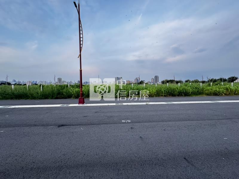 13期南屯百坪方正建地房屋室內格局與周邊環境