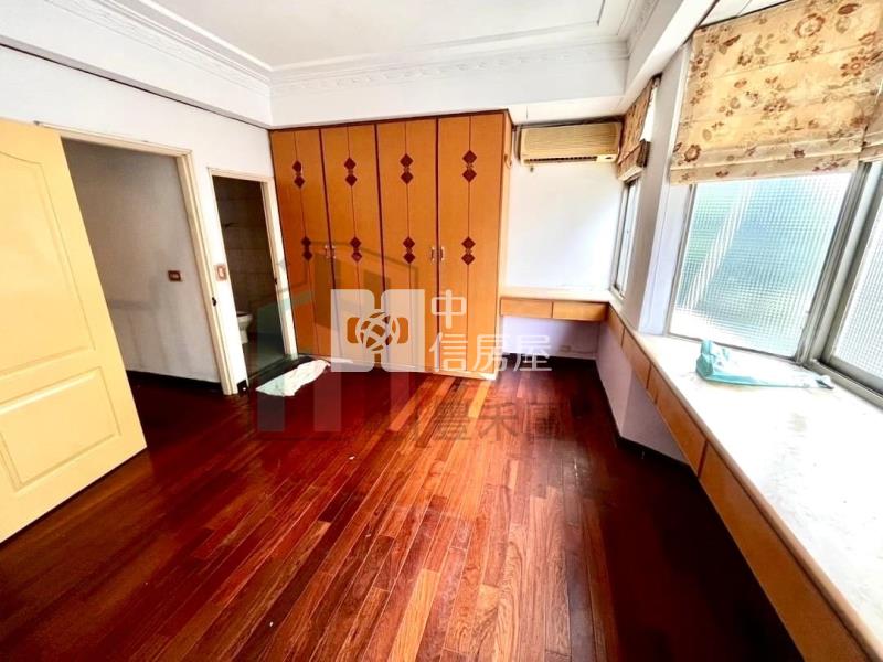【豐禾】龍潭名人山水黃金美透店面房屋室內格局與周邊環境