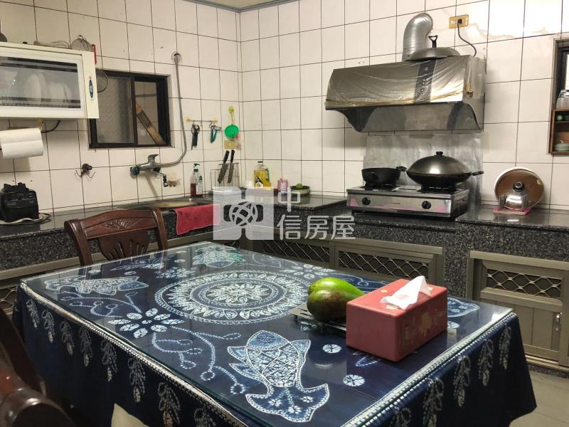 斗六高中旁大地坪美透天房屋室內格局與周邊環境