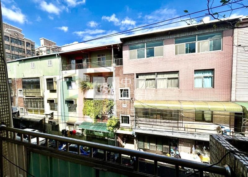 【豐禾】萬能大學低樓層3房公寓（需整理）房屋室內格局與周邊環境