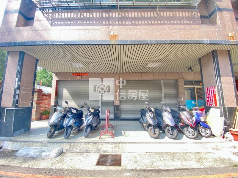 美村X工學商圈｜邊間8.7米大面寬1+2樓雙店面房屋室內格局與周邊環境